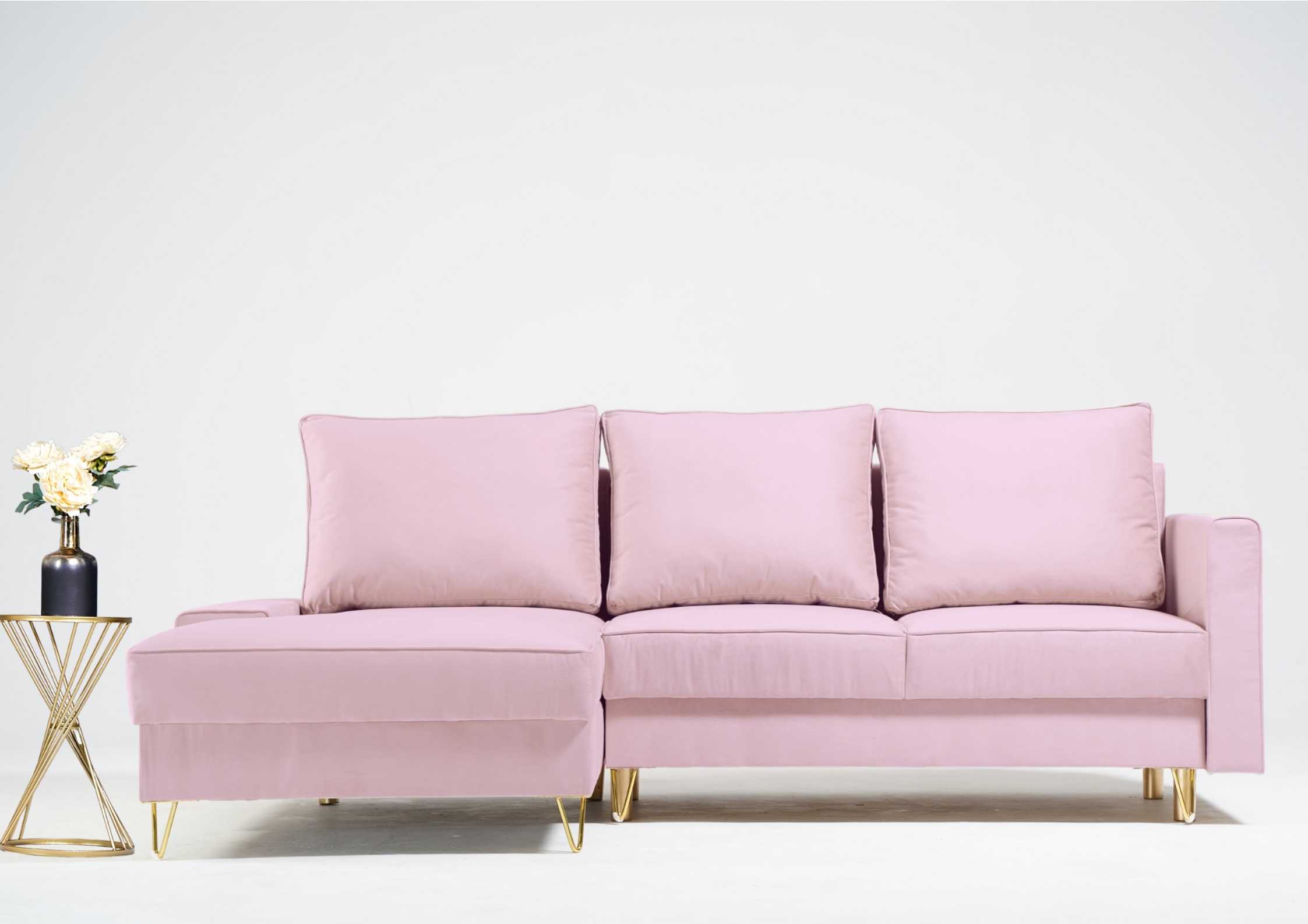 Różowy narożnik na złotych nogach